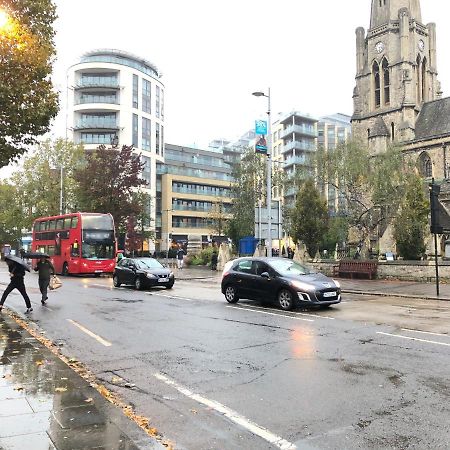 Greater London Holiday Let @ Hanwell Apartment ภายนอก รูปภาพ
