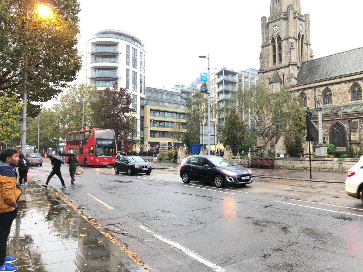 Greater London Holiday Let @ Hanwell Apartment ภายนอก รูปภาพ